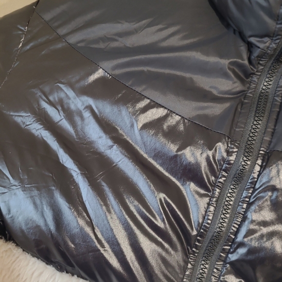 N + Loey Paris  Womens SZ 38 US SZ 8. Black and White Contrast-panel funnel-neck - Picture 5 of 12